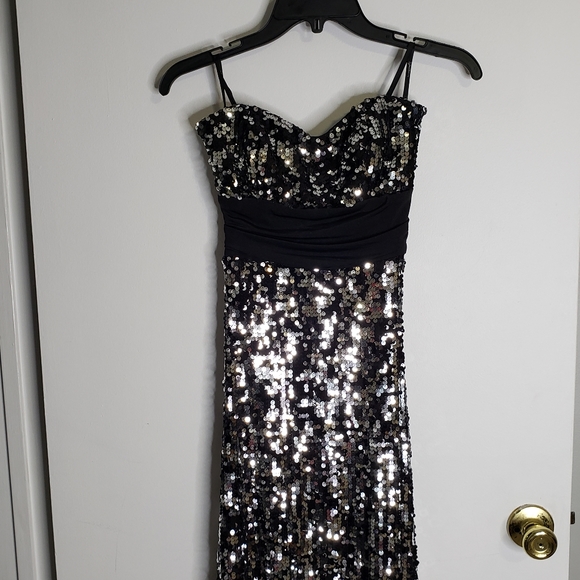 Sequin black/silver Speechless strapless long formal gown size small - Picture 7 of 12